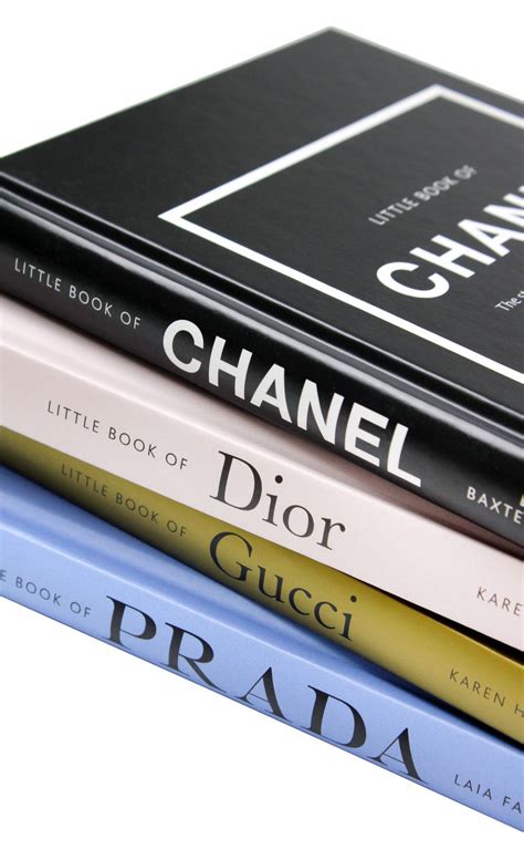 The Little Guides to Style 4 Books Collection Set (Gucci, Prada, .